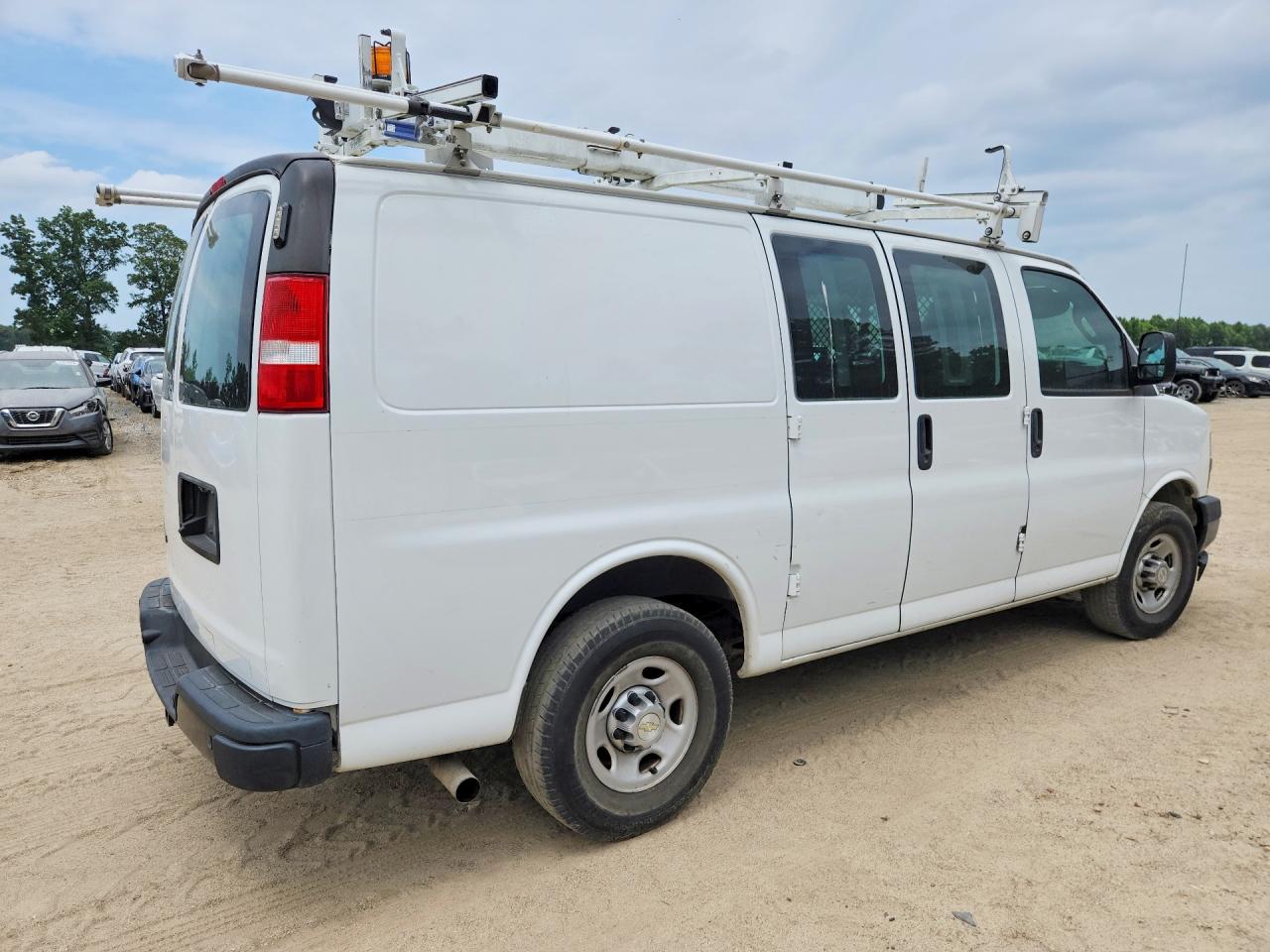 2020 CHEVROLET EXPRESS