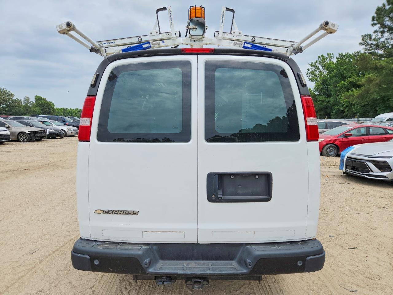 2020 CHEVROLET EXPRESS
