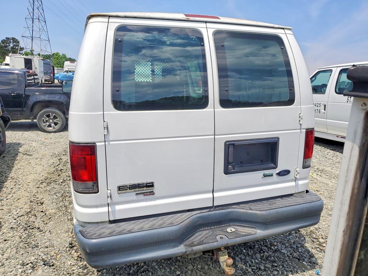 2013 FORD ECONOLINE