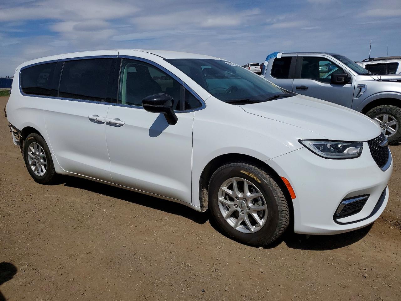 2024 CHRYSLER PACIFICA