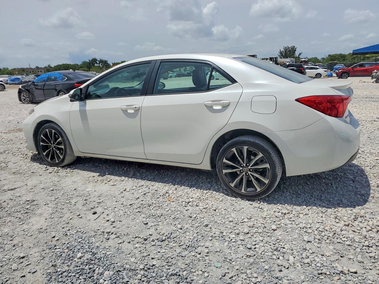2018 TOYOTA COROLLA