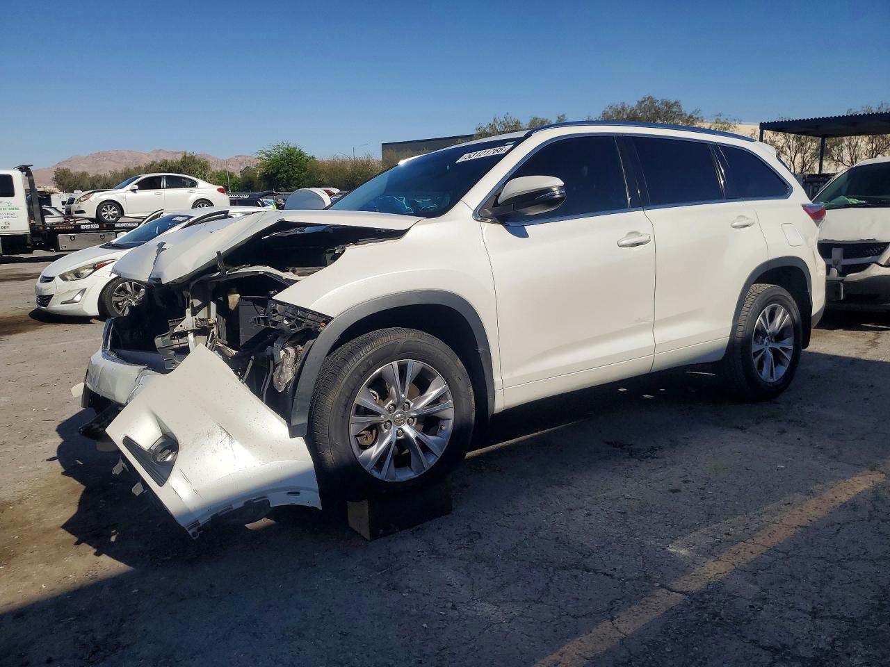 2015 TOYOTA HIGHLANDER