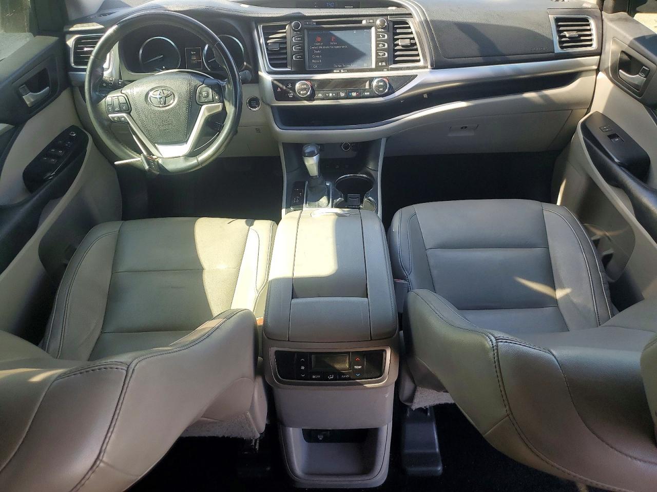 2015 TOYOTA HIGHLANDER