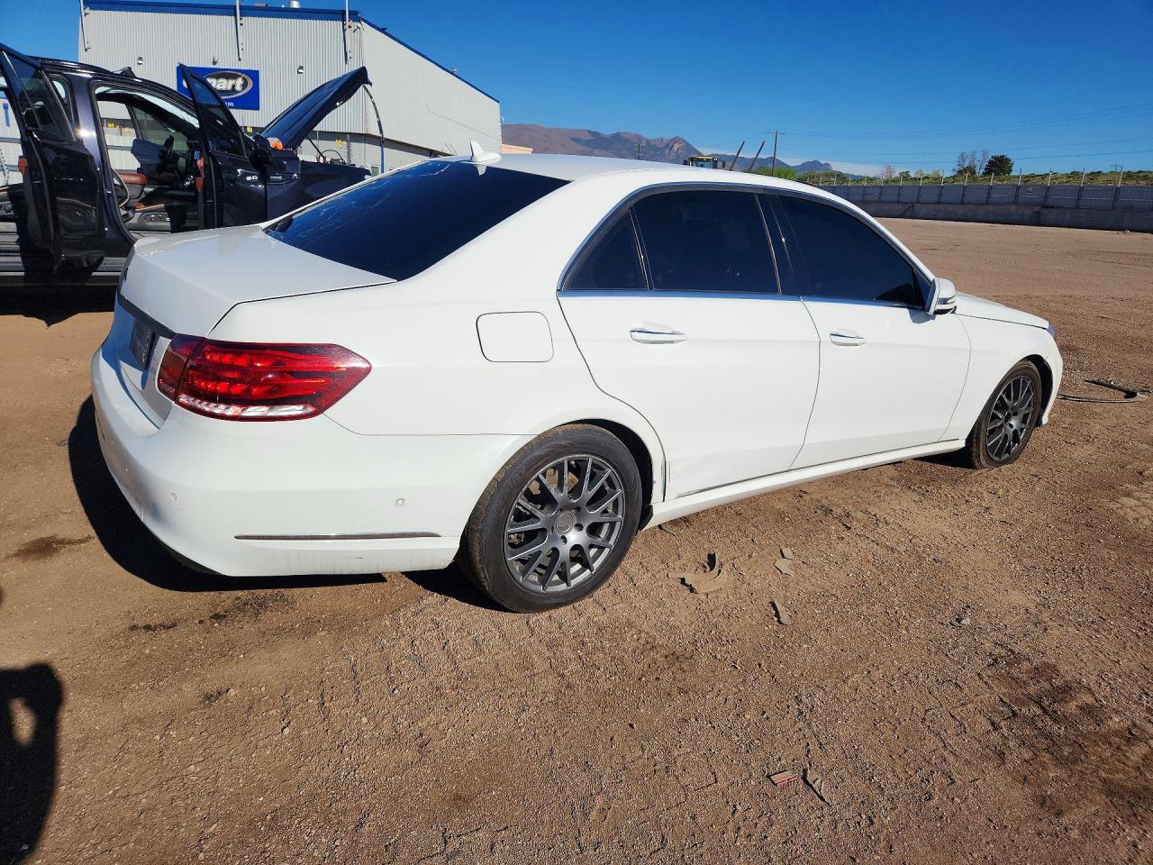 2016 MERCEDES-BENZ E-CLASS