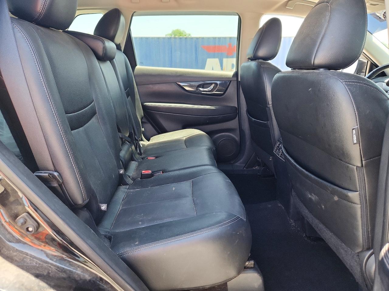 2017 NISSAN ROGUE