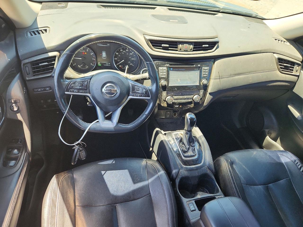 2017 NISSAN ROGUE