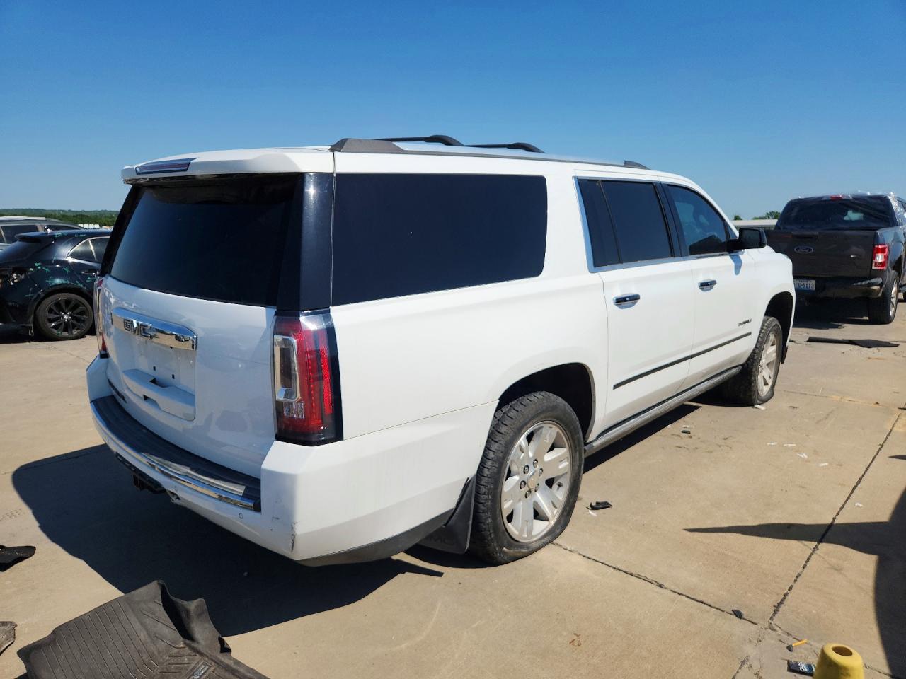 2018 GMC YUKON