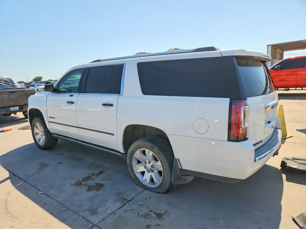 2018 GMC YUKON