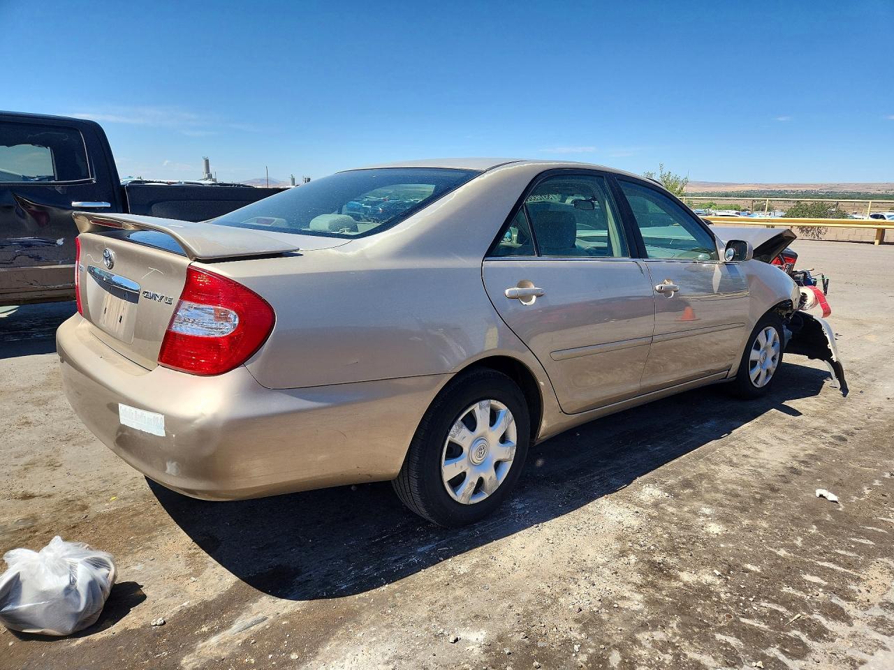 2004 TOYOTA CAMRY
