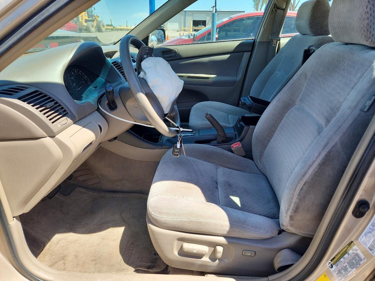 2004 TOYOTA CAMRY