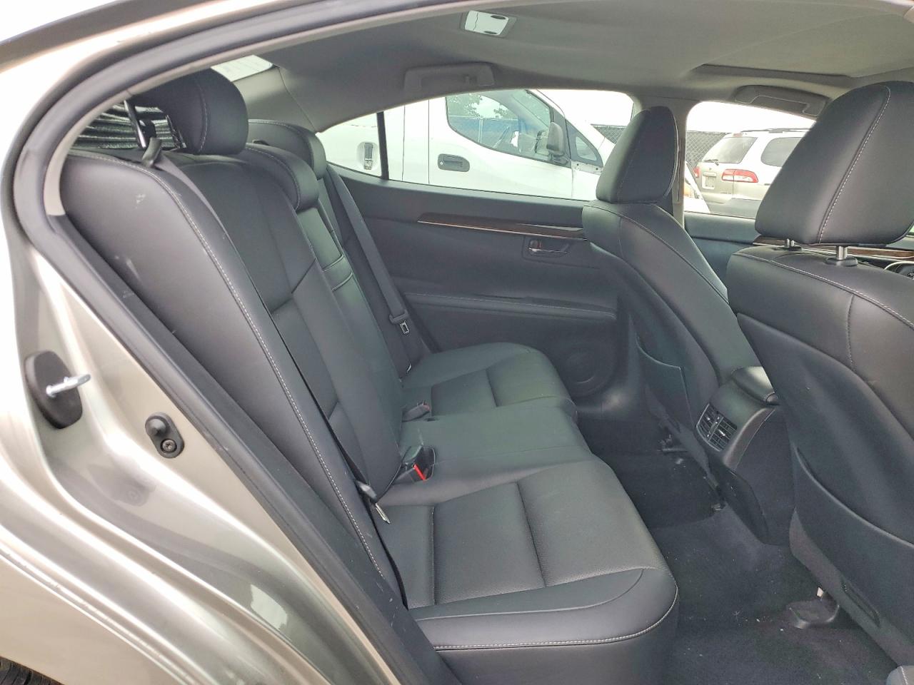 2015 LEXUS ES350