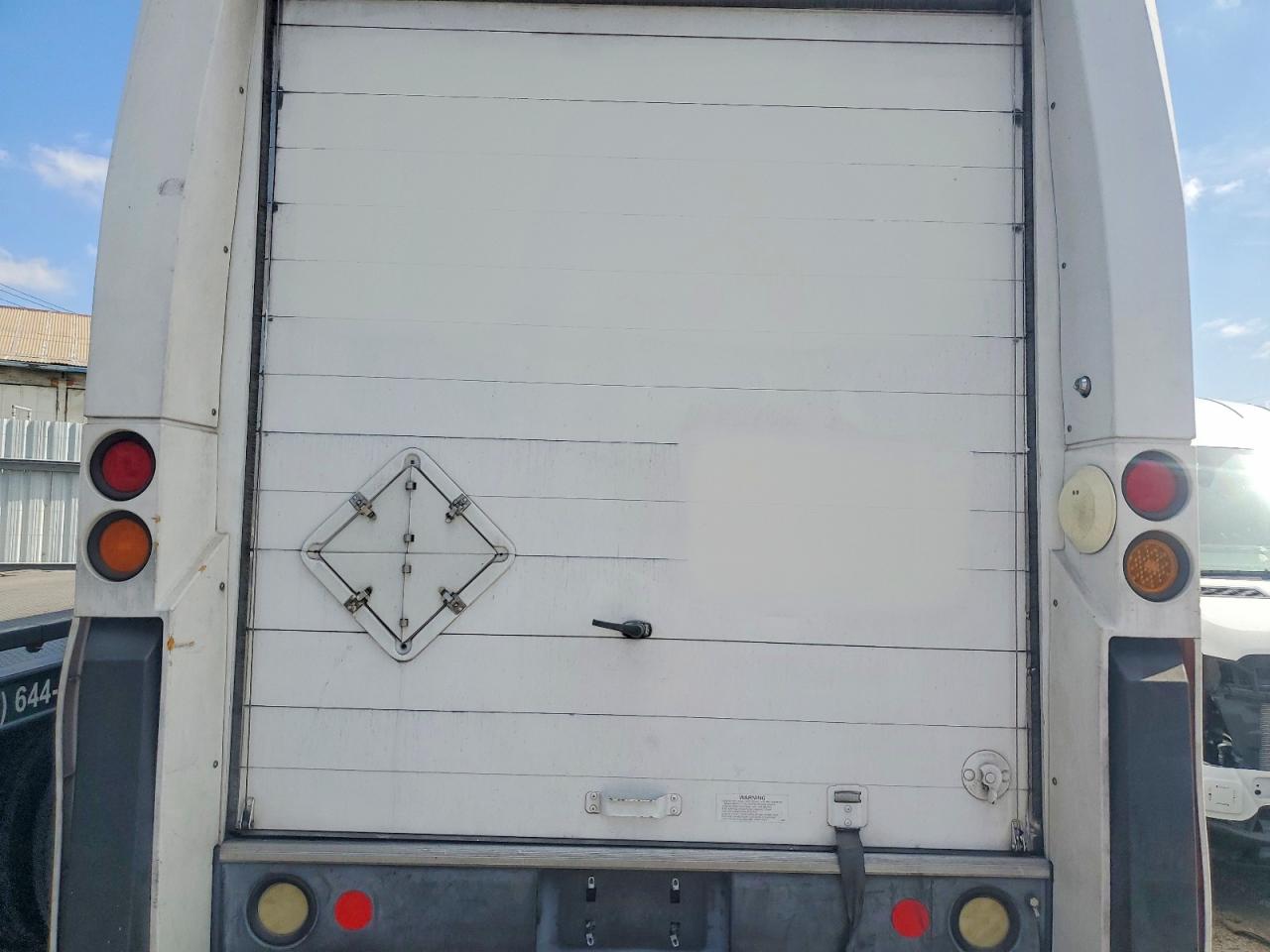 2015 ISUZU NPR