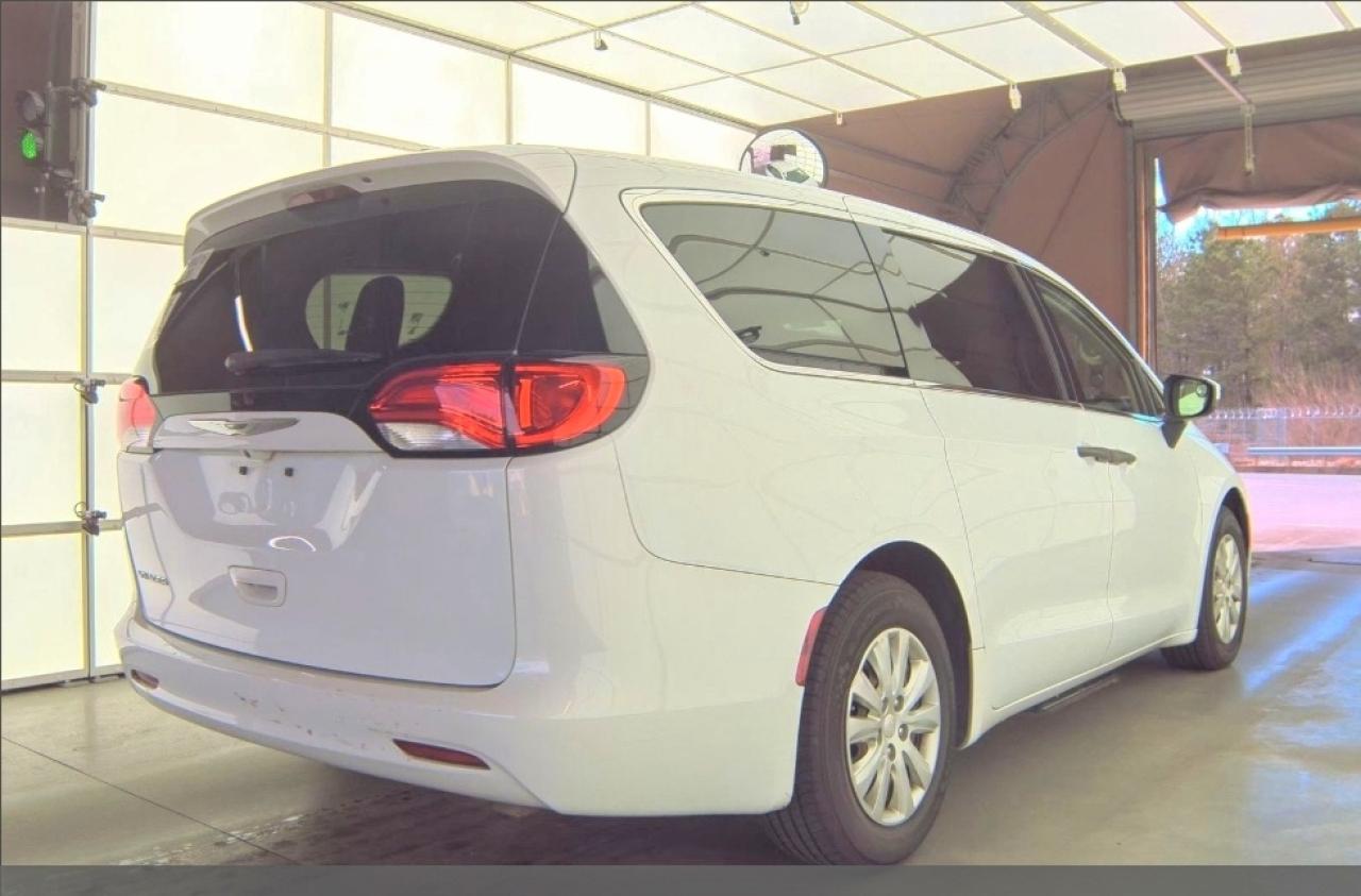 2020 CHRYSLER MINIVAN