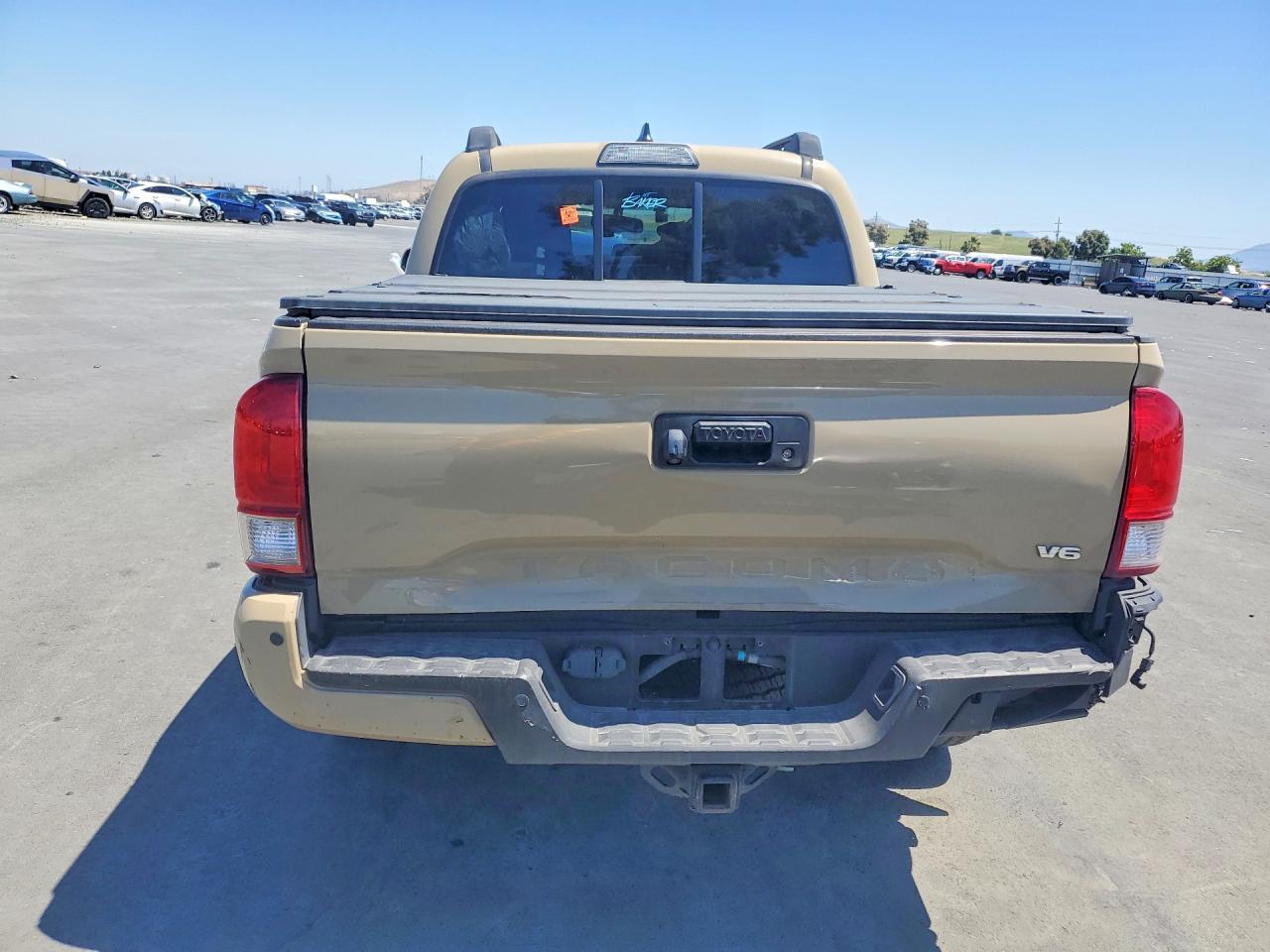 2016 TOYOTA TACOMA