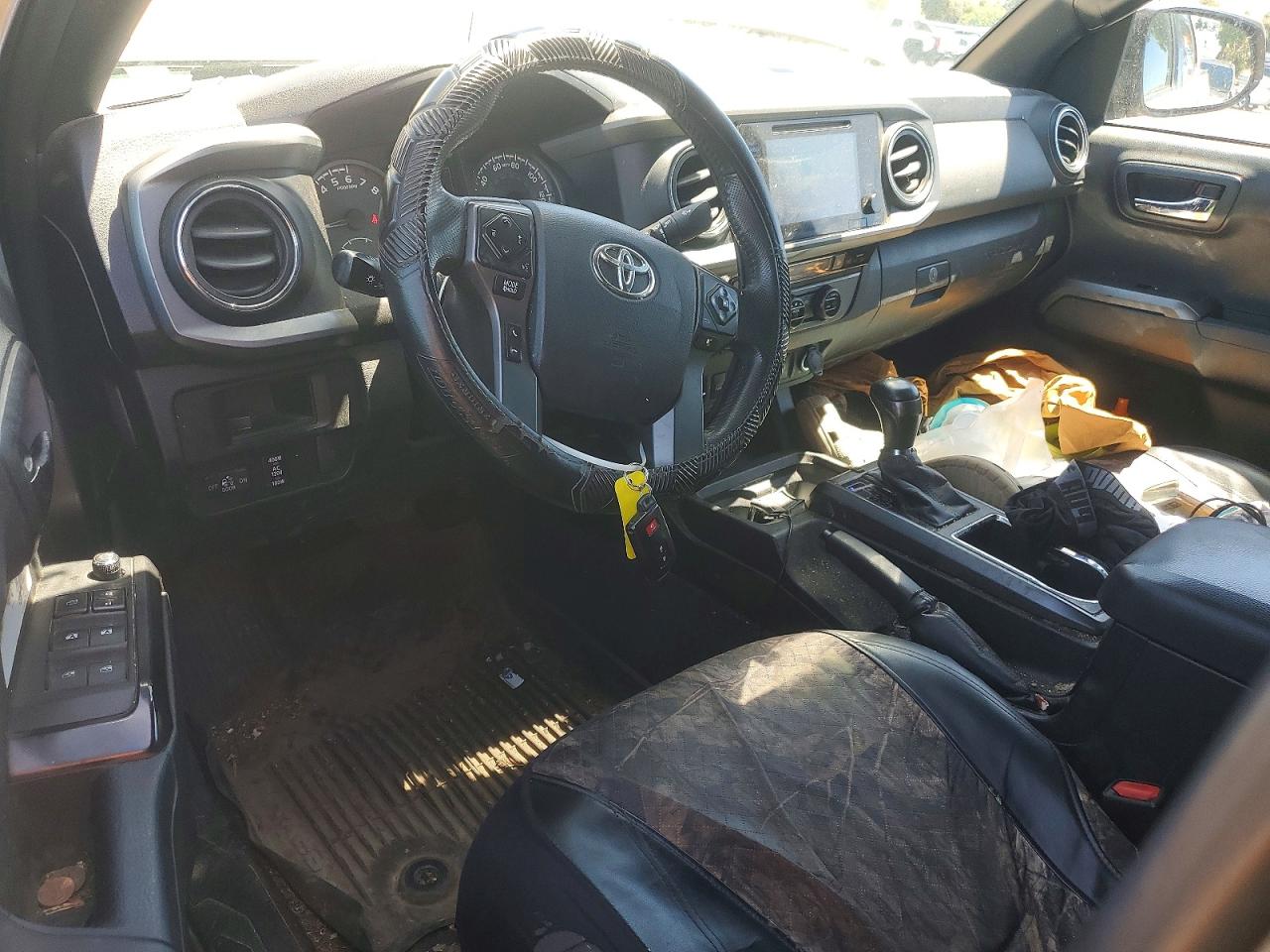 2016 TOYOTA TACOMA
