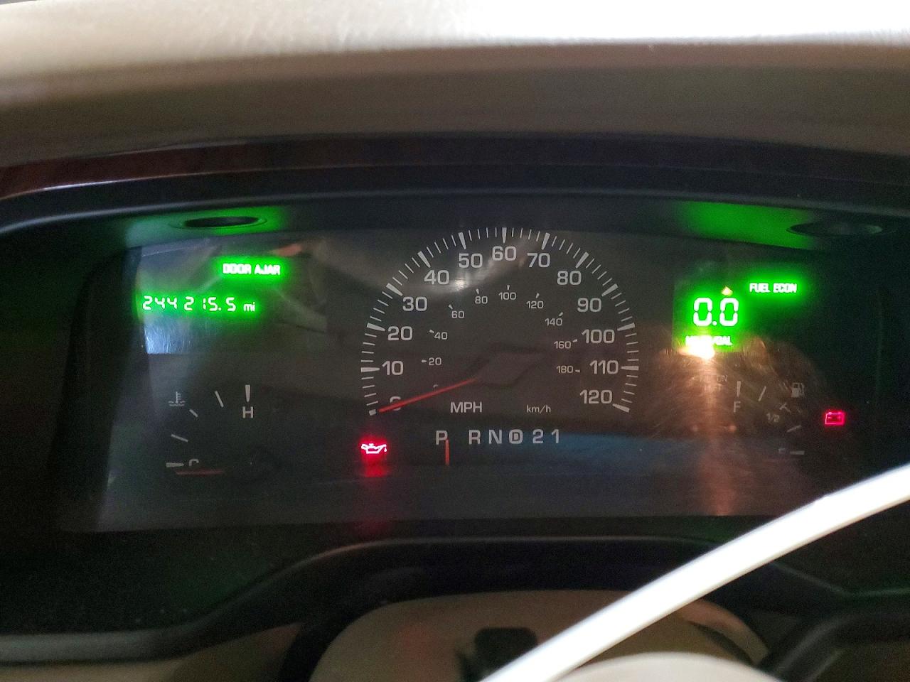2000 LINCOLN TOWNCAR