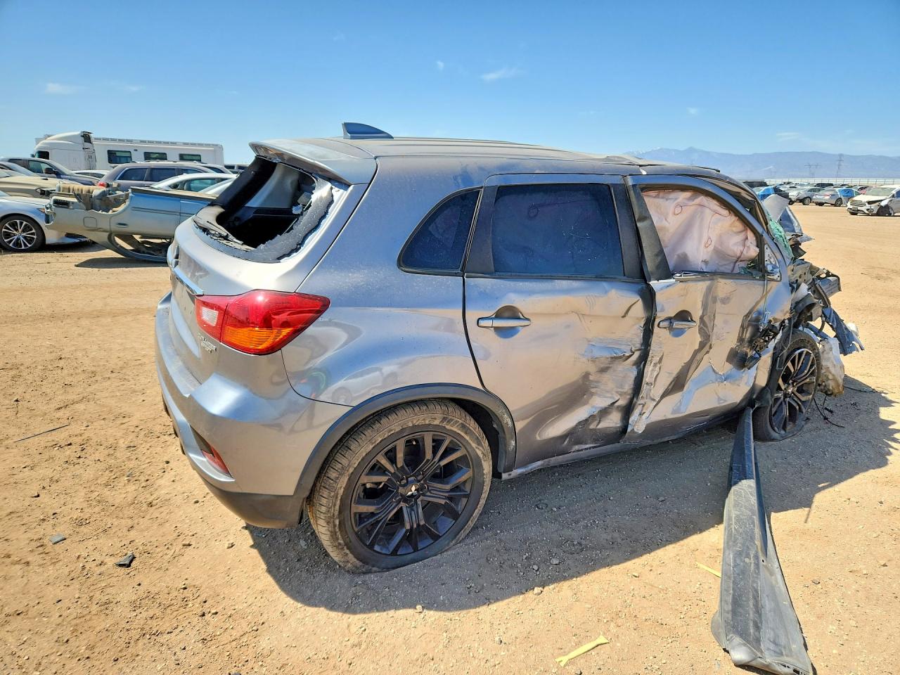 2019 MITSUBISHI OUTLANDER