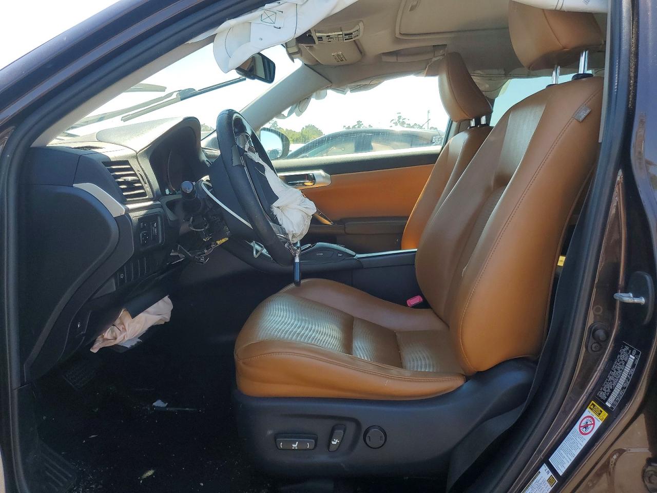 2011 LEXUS CT 200