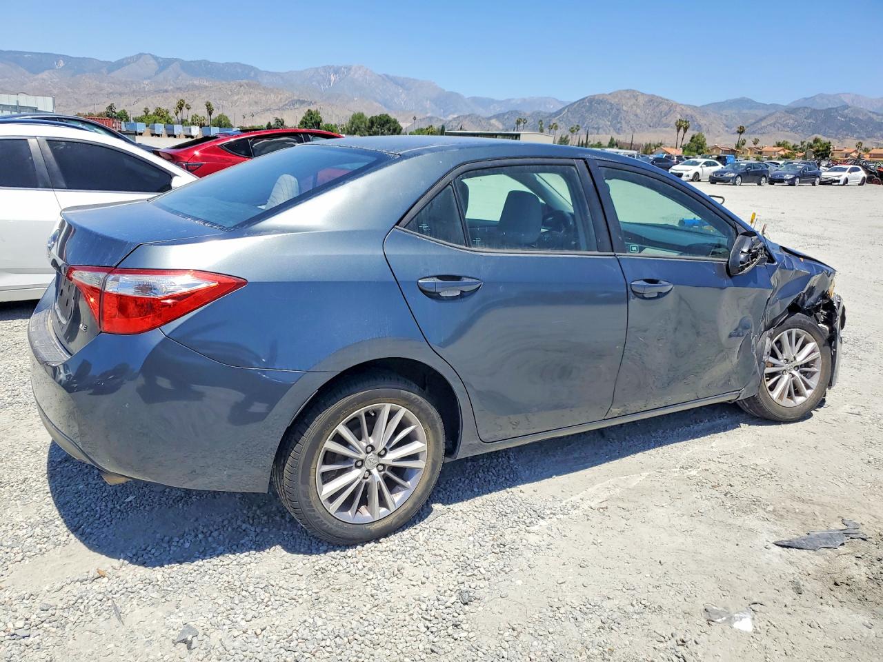 2015 TOYOTA COROLLA