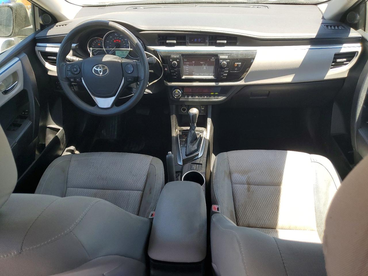 2015 TOYOTA COROLLA
