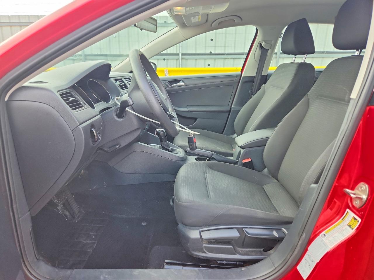 2015 VOLKSWAGEN JETTA