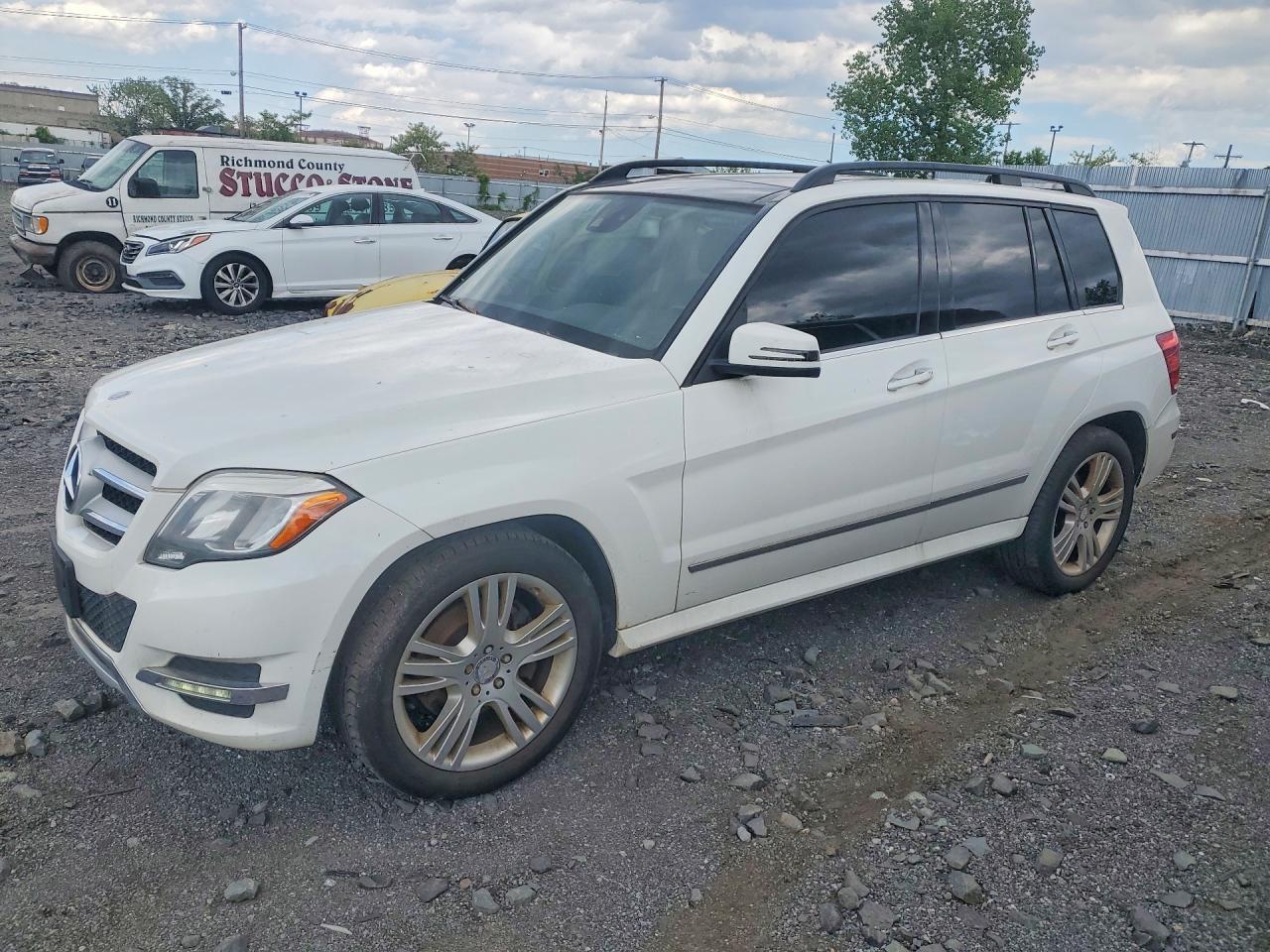 2015 MERCEDES BENZ GLK-CLASS