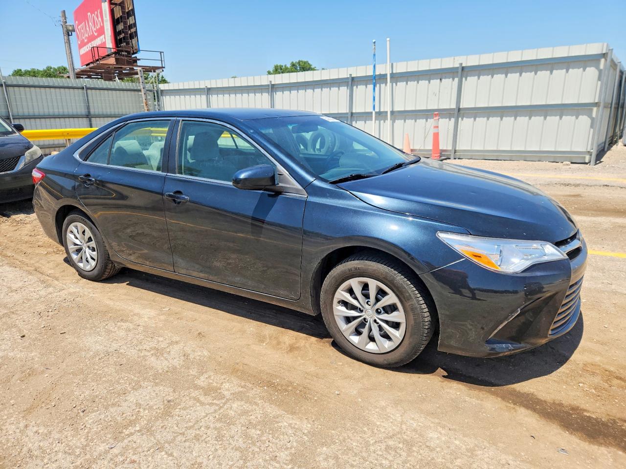 2017 TOYOTA CAMRY