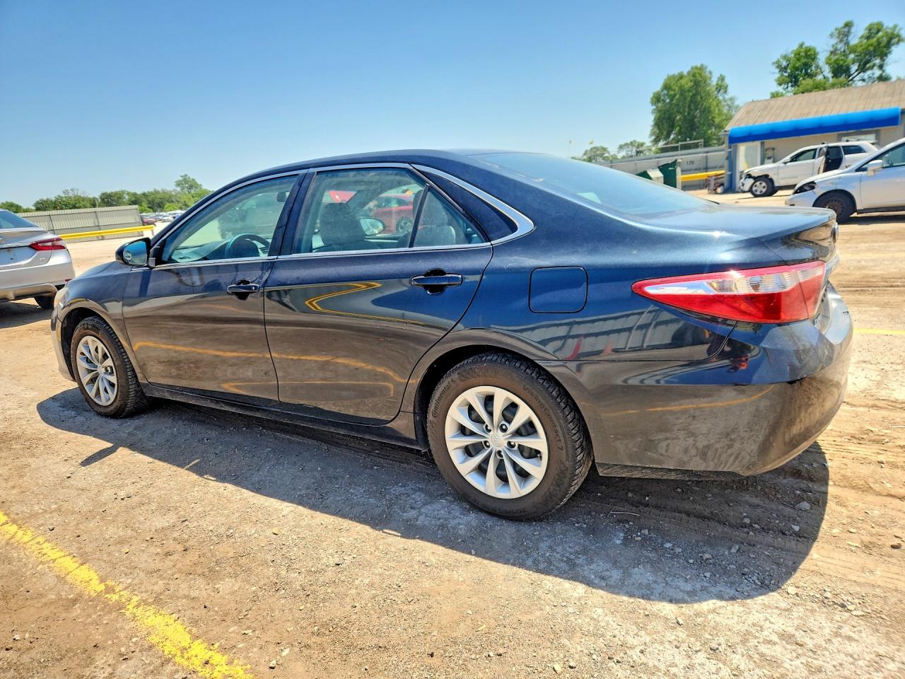 2017 TOYOTA CAMRY
