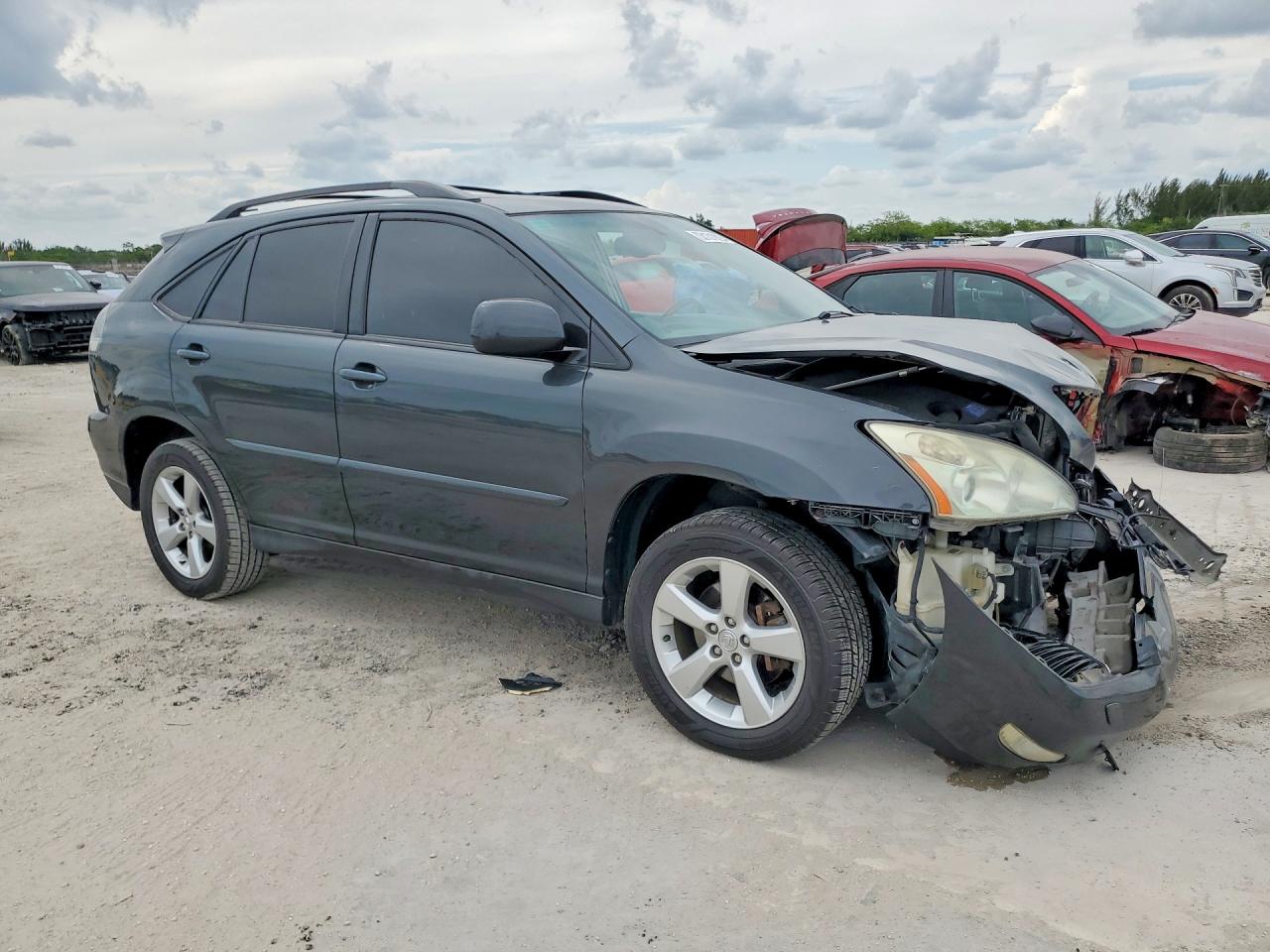 2005 LEXUS RX330