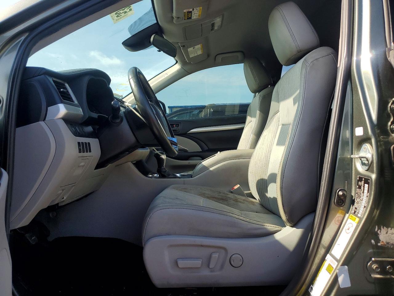 2019 TOYOTA HIGHLANDER