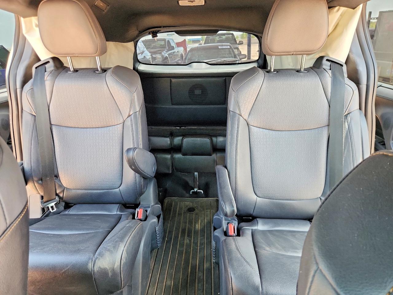 2023 TOYOTA SIENNA