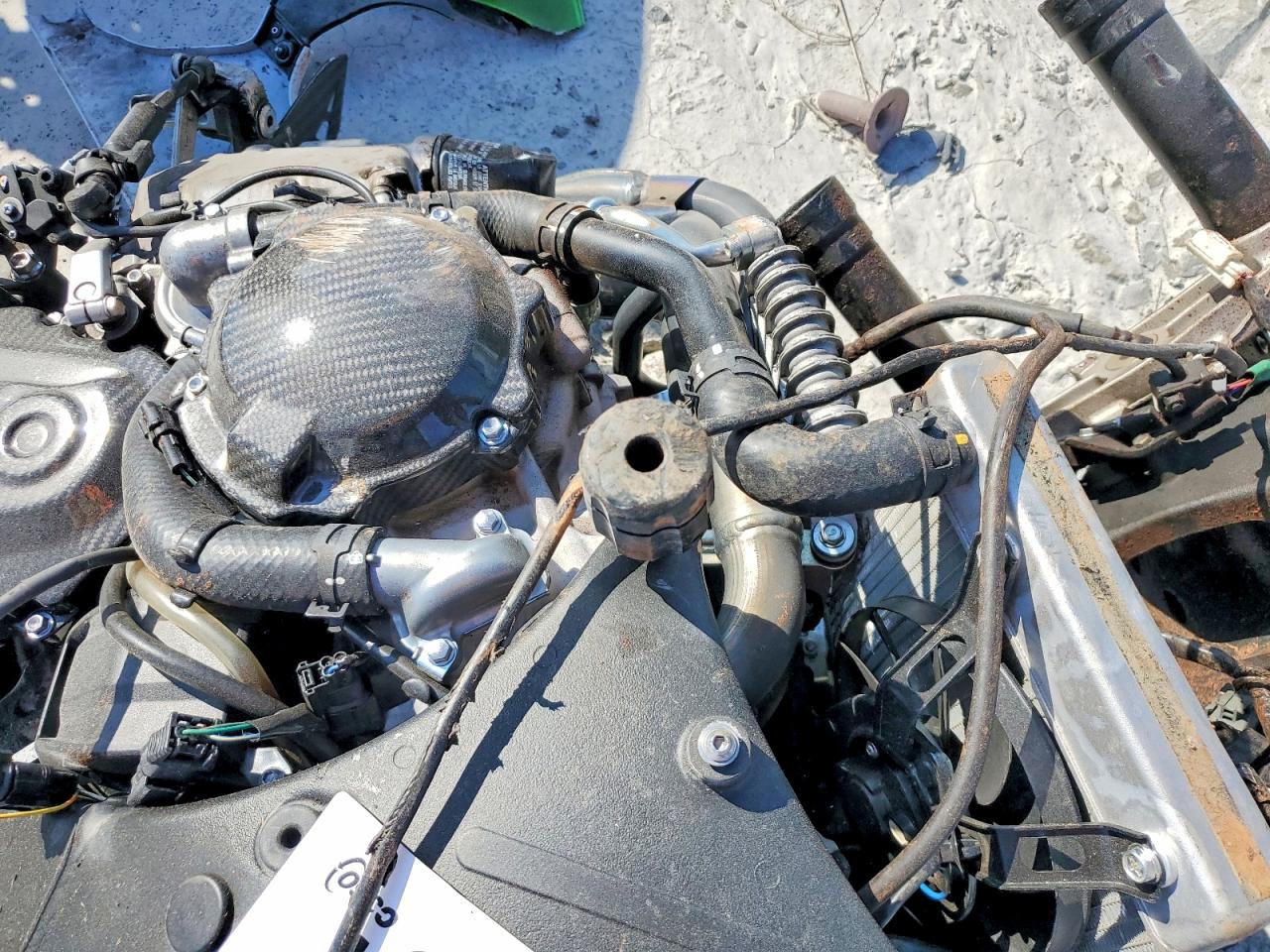 2021 KAWASAKI ZX1002 L