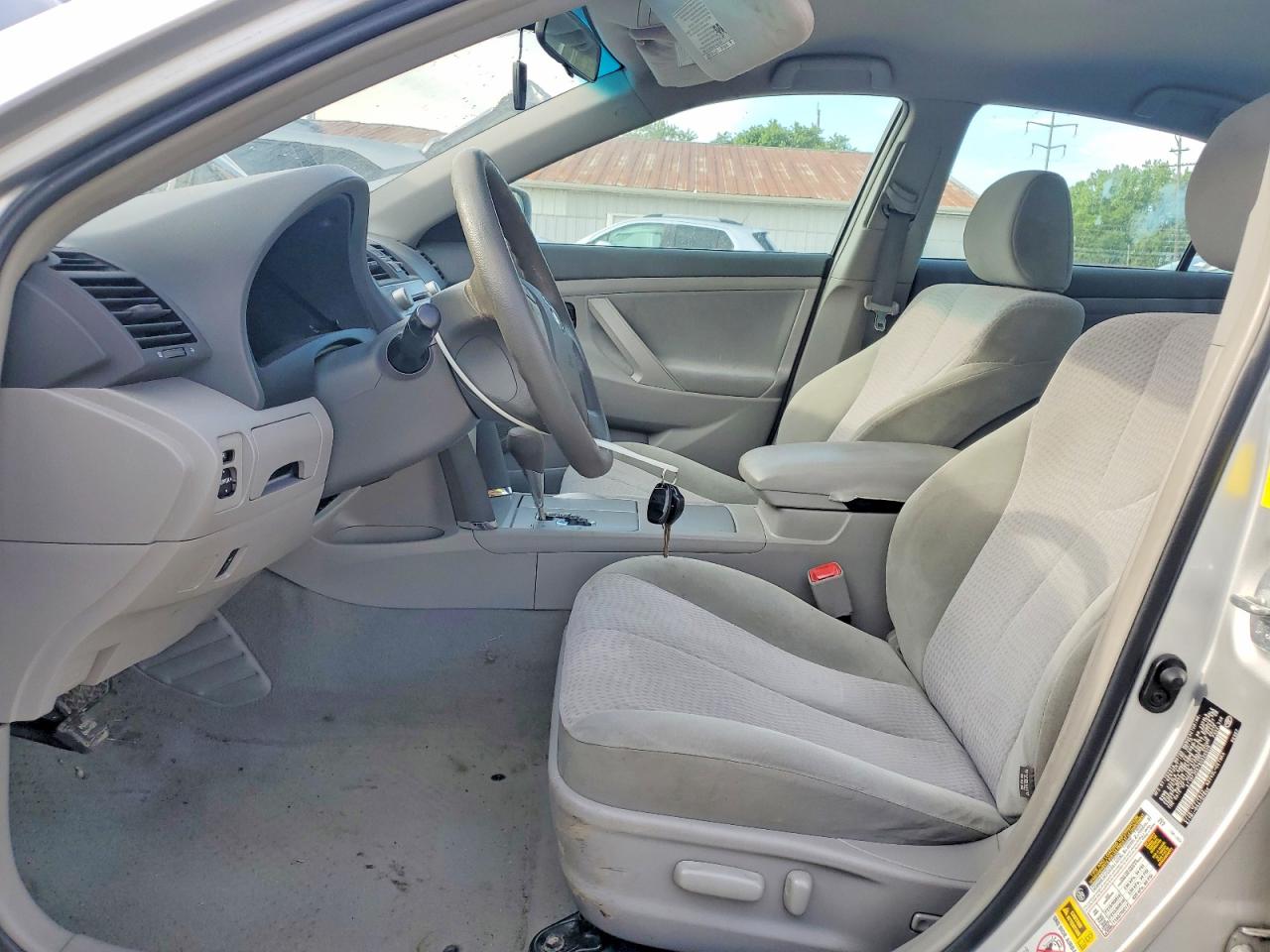 2011 TOYOTA CAMRY