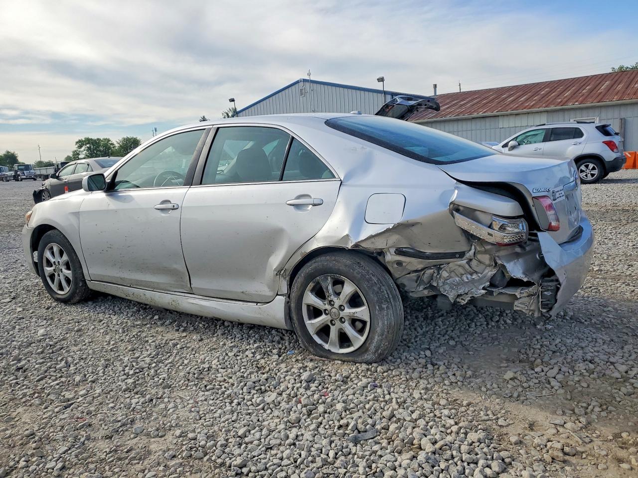 2011 TOYOTA CAMRY