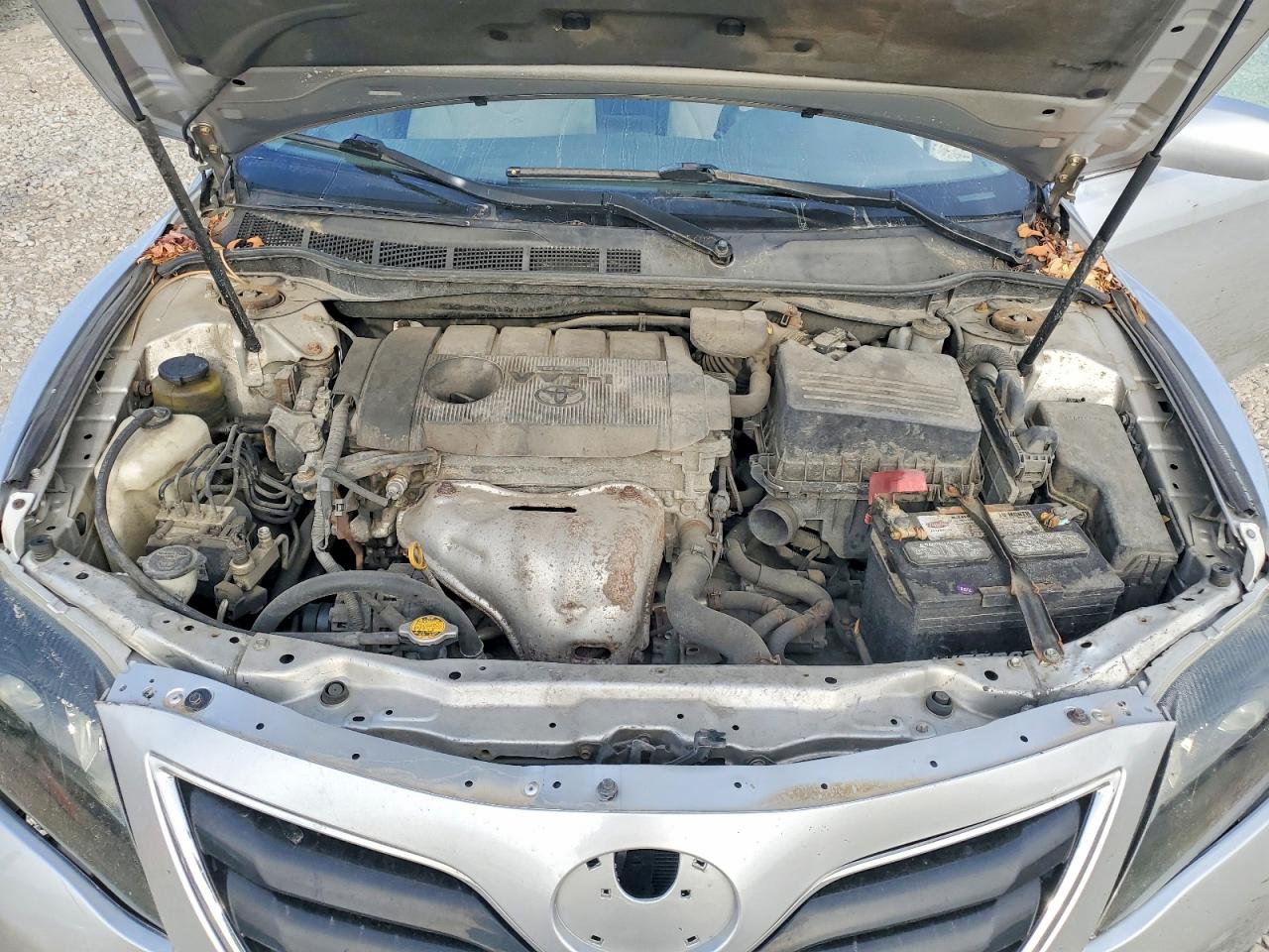 2011 TOYOTA CAMRY