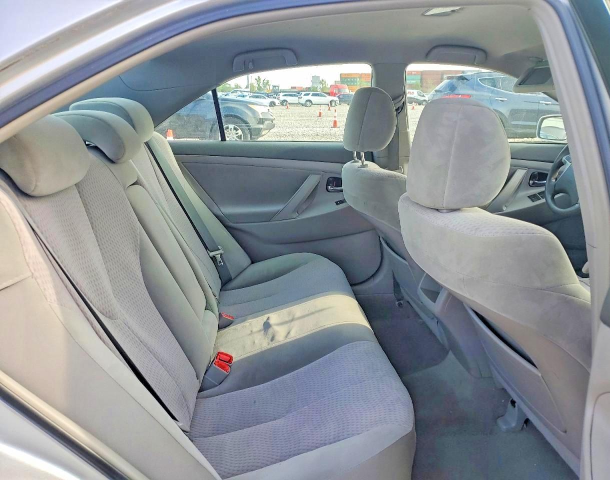 2011 TOYOTA CAMRY