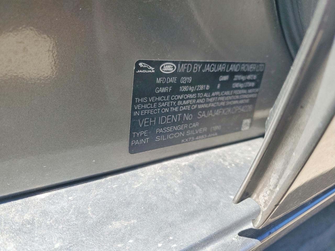2019 JAGUAR XE