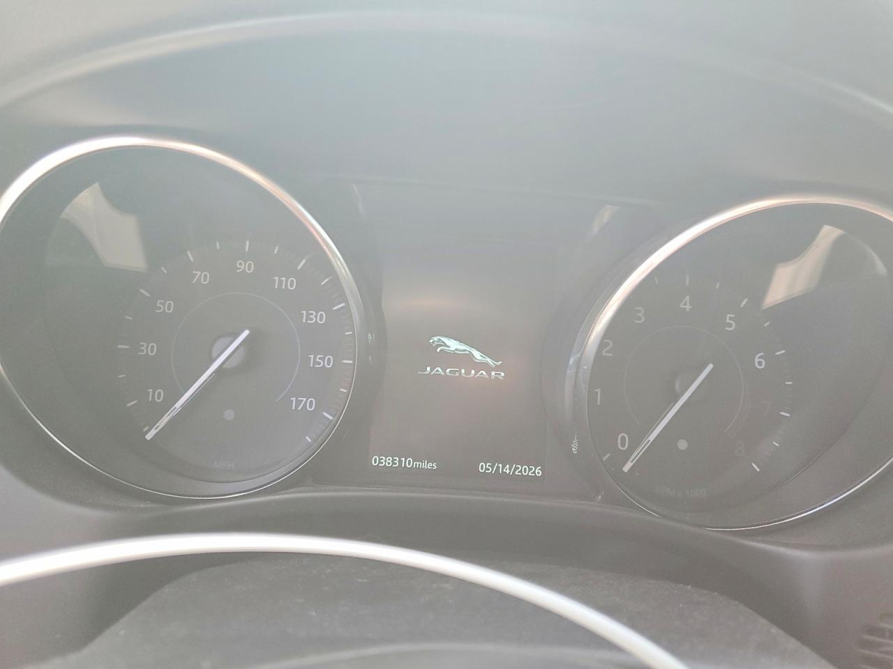 2019 JAGUAR XE