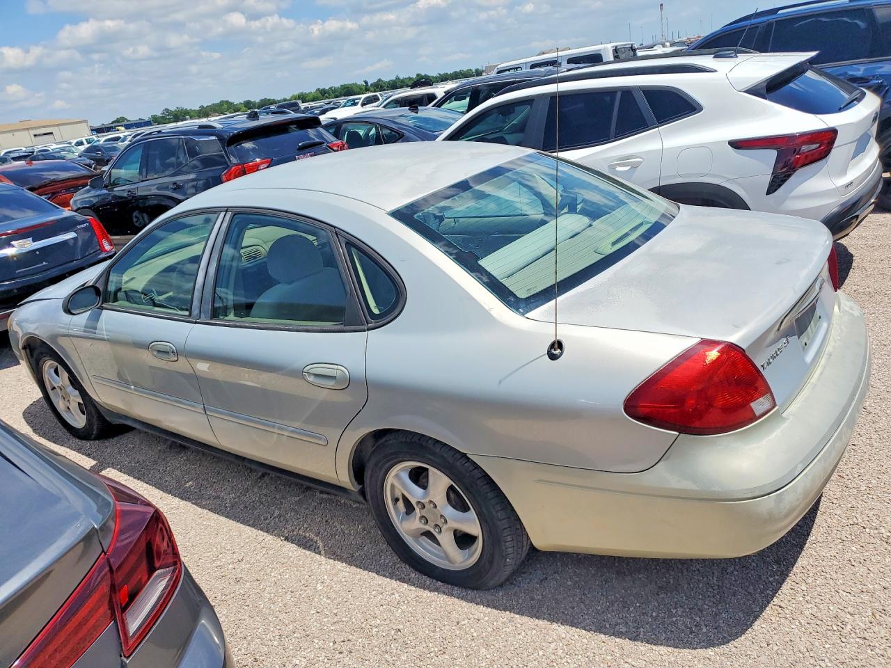 2003 FORD TAURUS