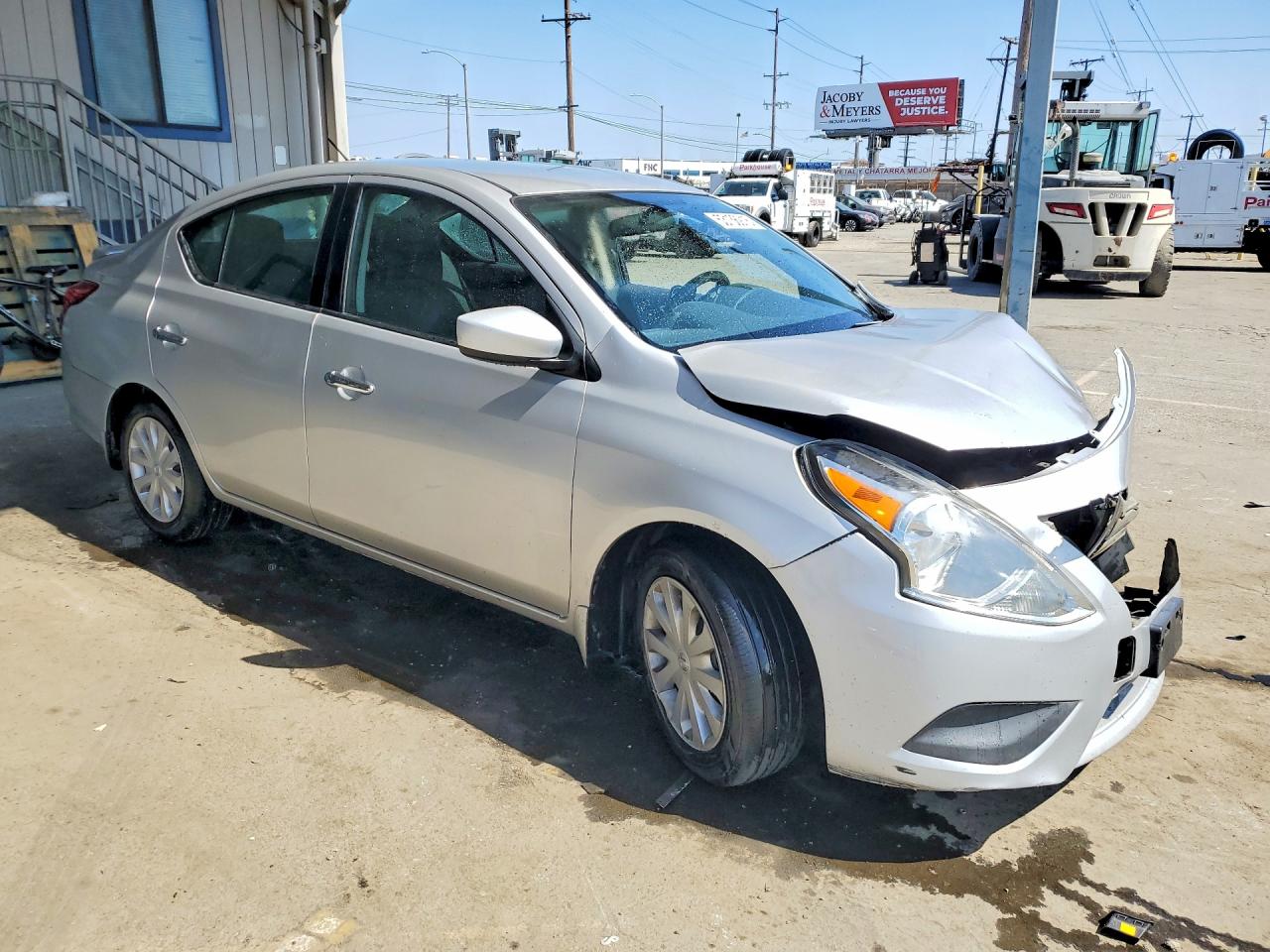 2016 NISSAN VERSA 1.6