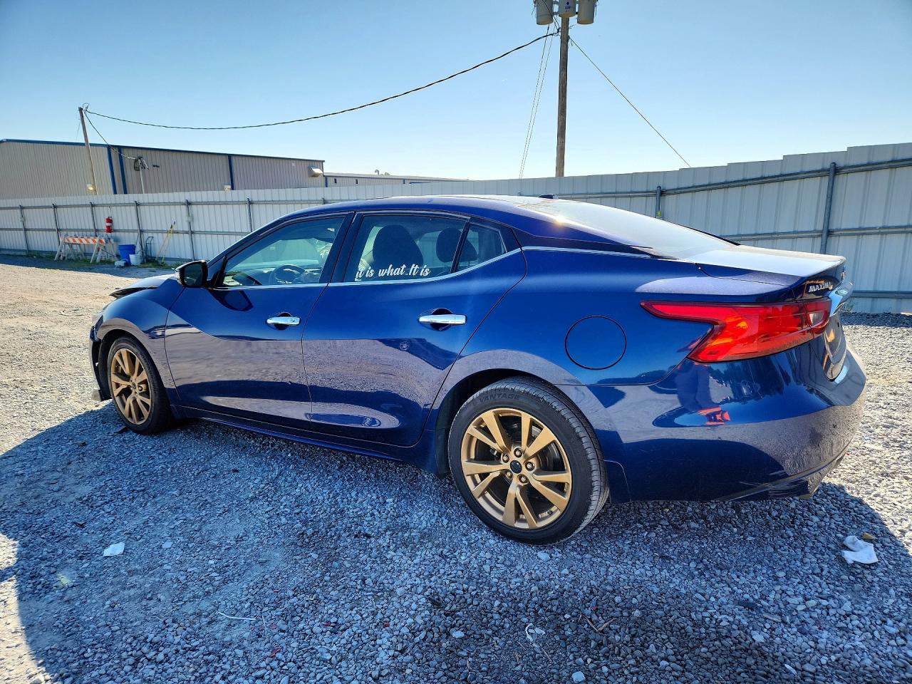 2017 NISSAN MAXIMA