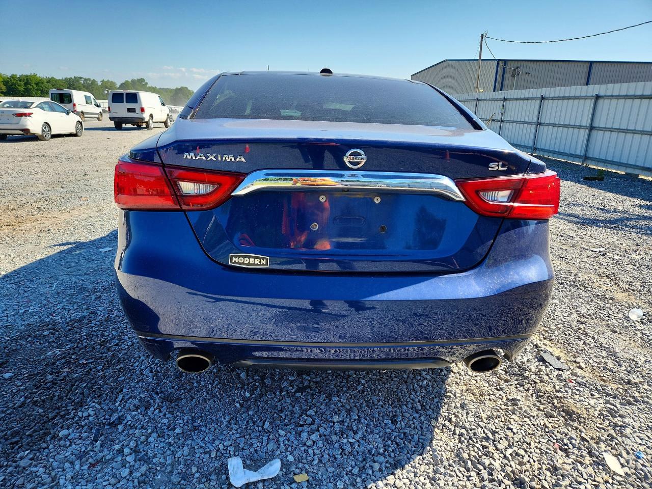 2017 NISSAN MAXIMA
