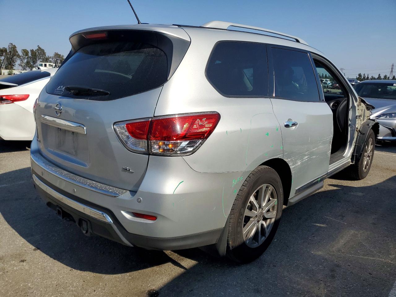 2016 NISSAN PATHFINDER