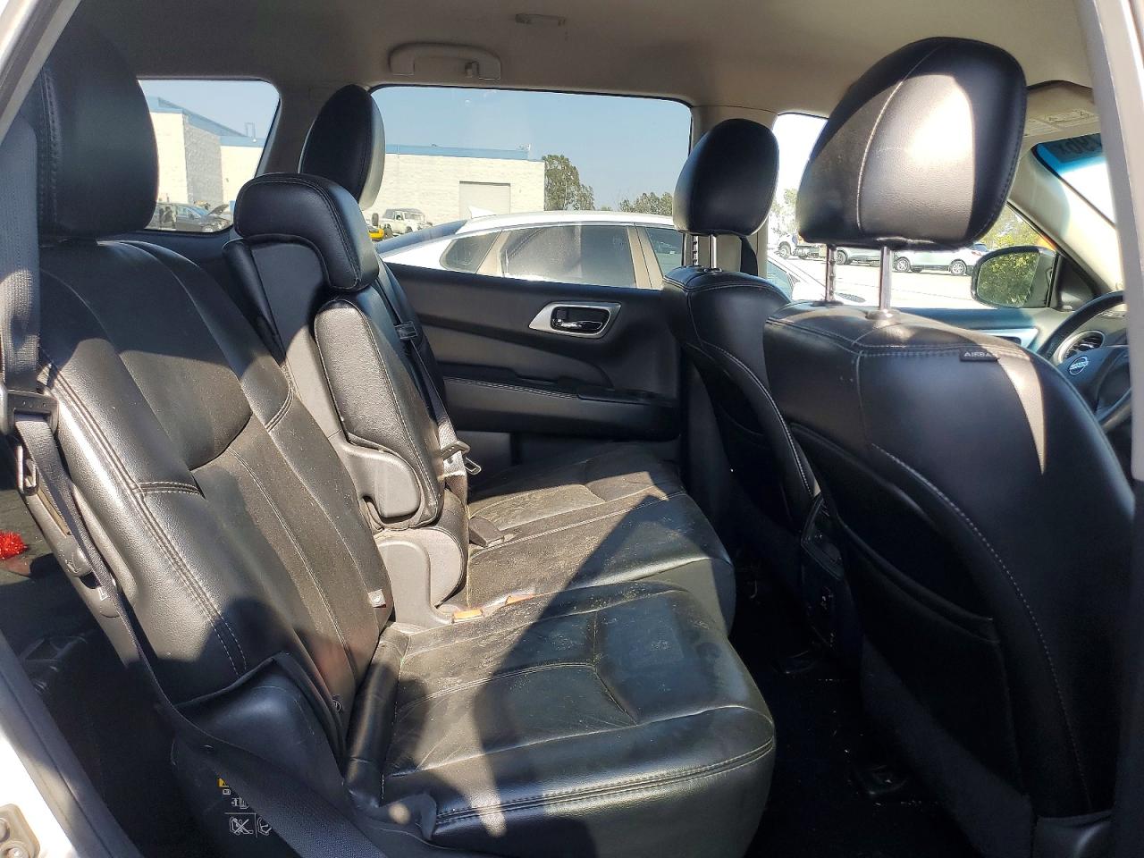 2016 NISSAN PATHFINDER
