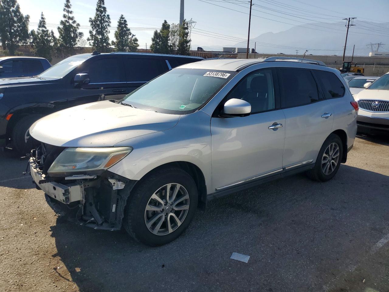 2016 NISSAN PATHFINDER
