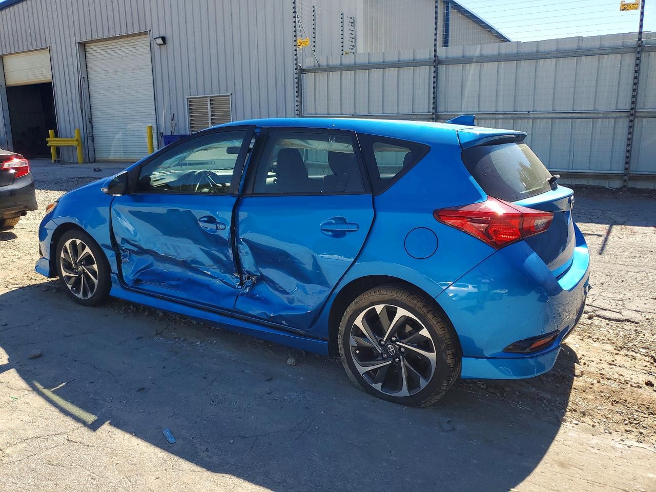 2016 SCION IM