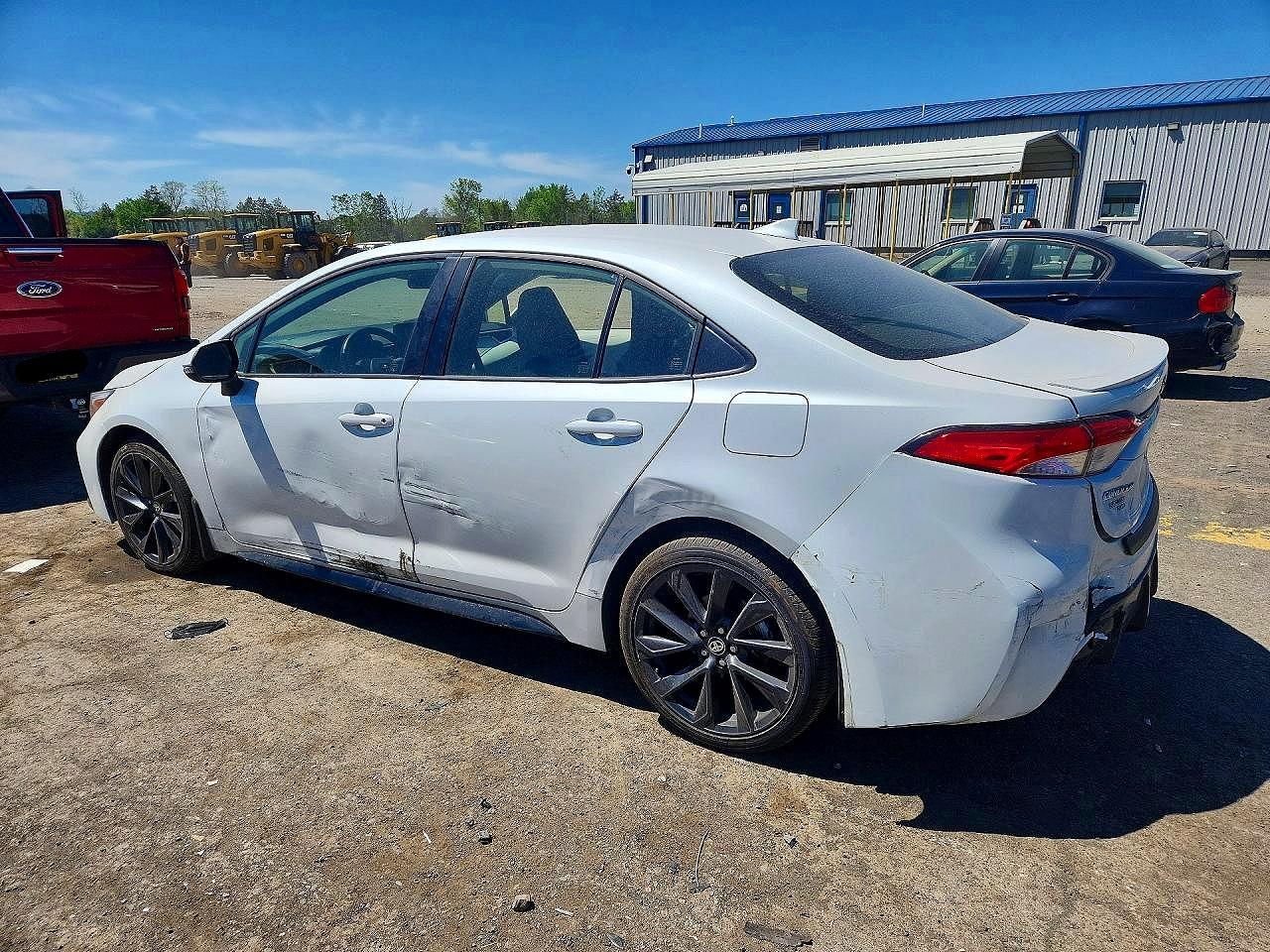 2024 TOYOTA COROLLA