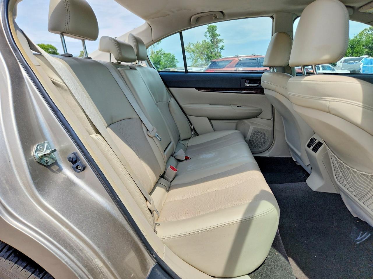 2014 SUBARU LEGACY