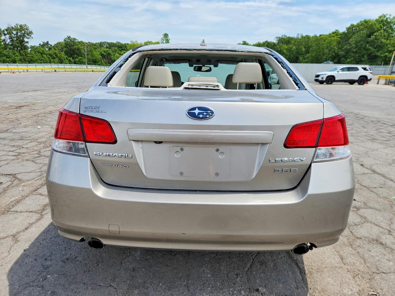2014 SUBARU LEGACY