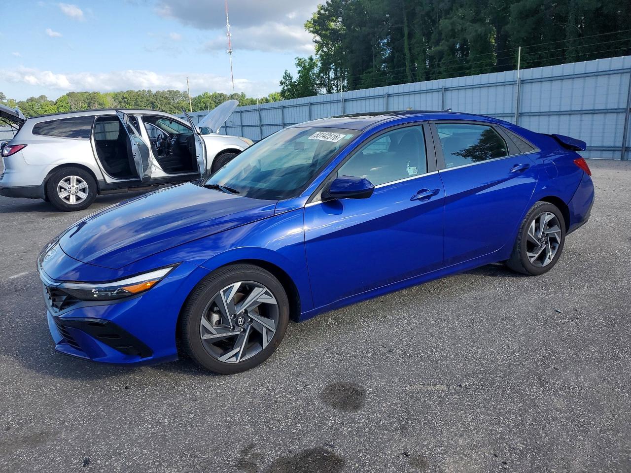 2024 HYUNDAI ELANTRA